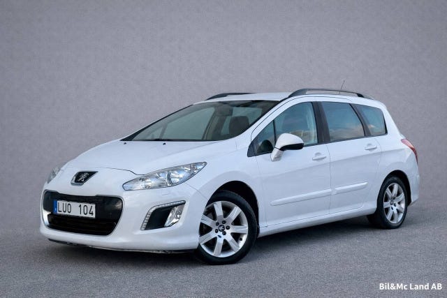 Peugeot 308 SW 2011