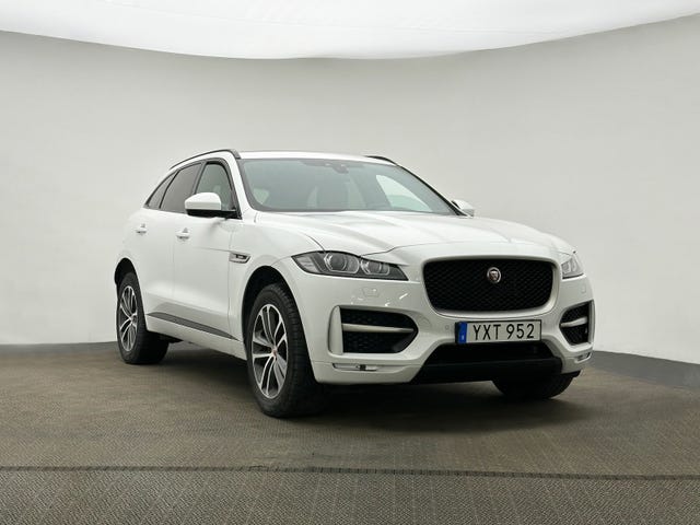 Jaguar F-PACE 2018