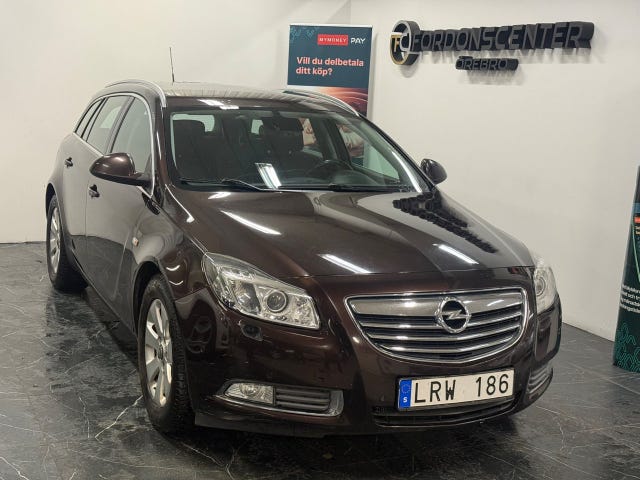 Opel Insignia 2011