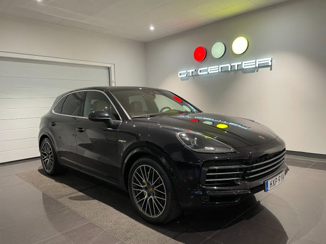 Porsche Cayenne 2021