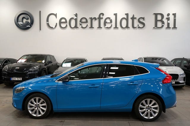 Volvo V40 2016