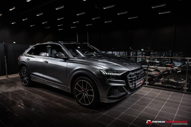 Audi Q8 2023