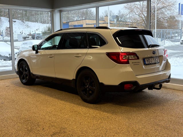 Subaru Outback 2015 – bild 2