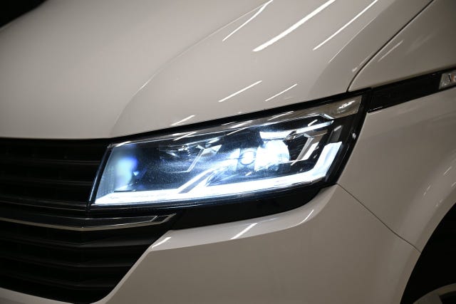 Volkswagen Transporter 2020 – bild 3