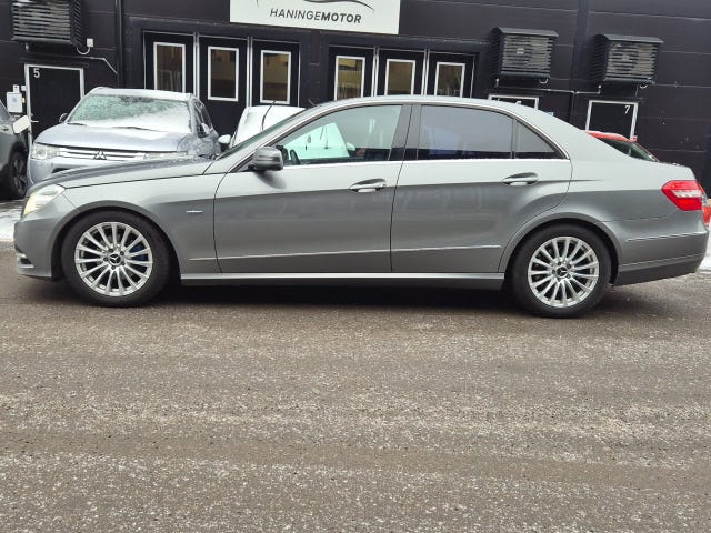 Mercedes-Benz E220 2012