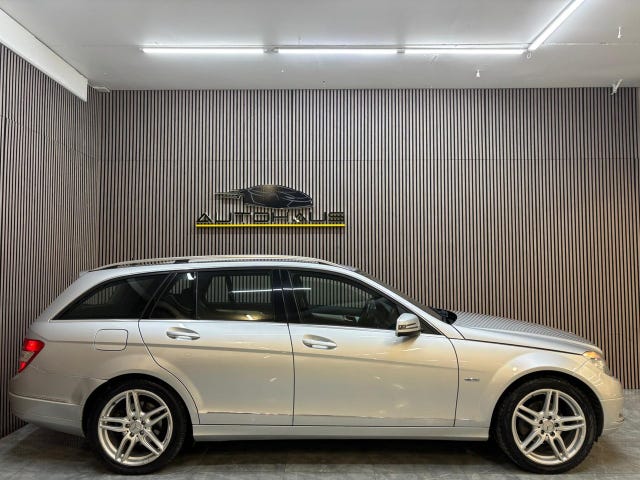 Mercedes-Benz C220 2011 – bild 3