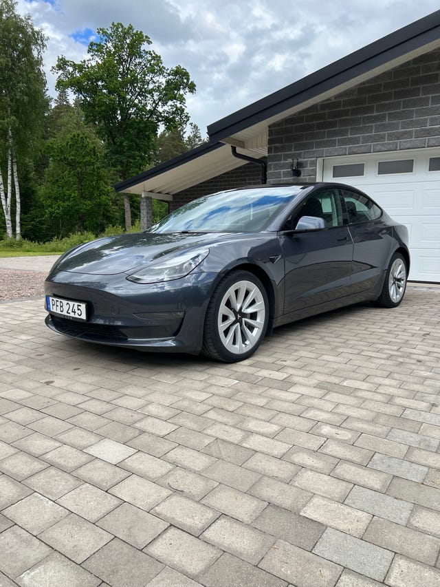 Tesla Model 3 2021