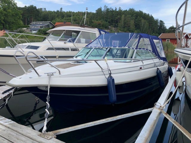 Uttern D68 Exclusive 2003