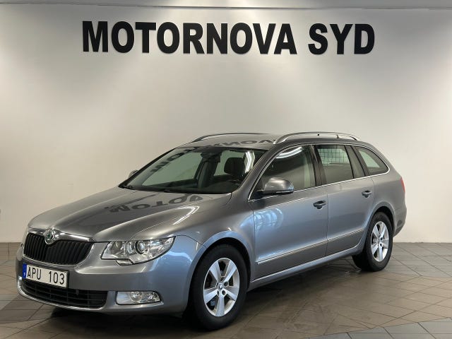 Skoda Superb 2011