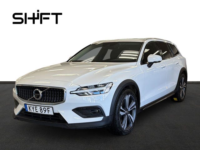 Volvo V60 Cross Country 2022