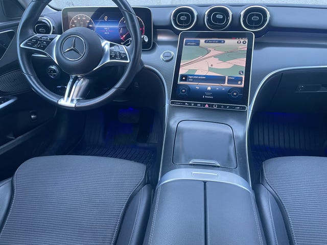 Mercedes-Benz C220 d 2022 – bild 4