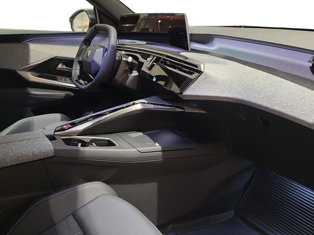 Peugeot 5008 2025 – bild 4