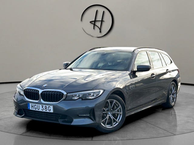 BMW 330e 2021