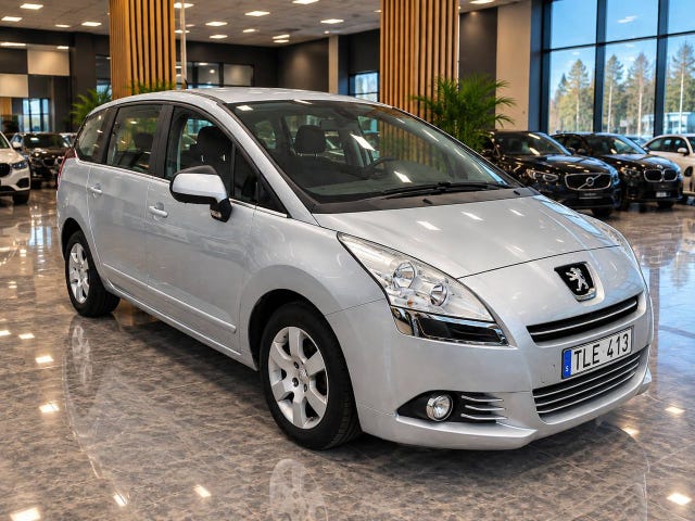 Peugeot 5008 2012
