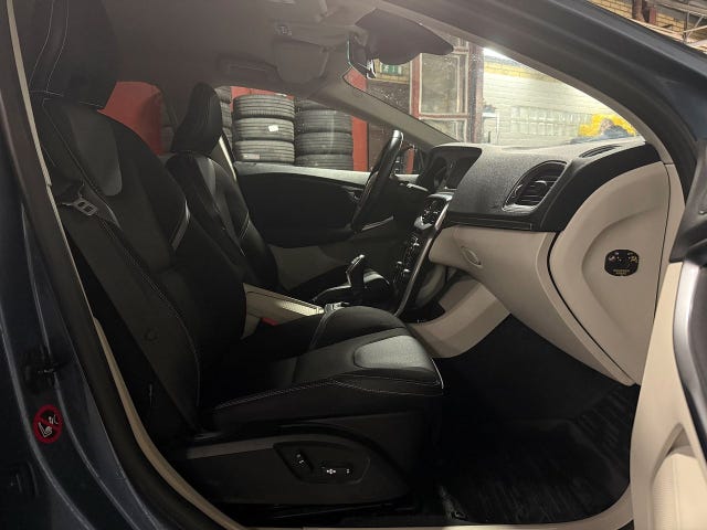 Volvo V40 2013 – bild 4