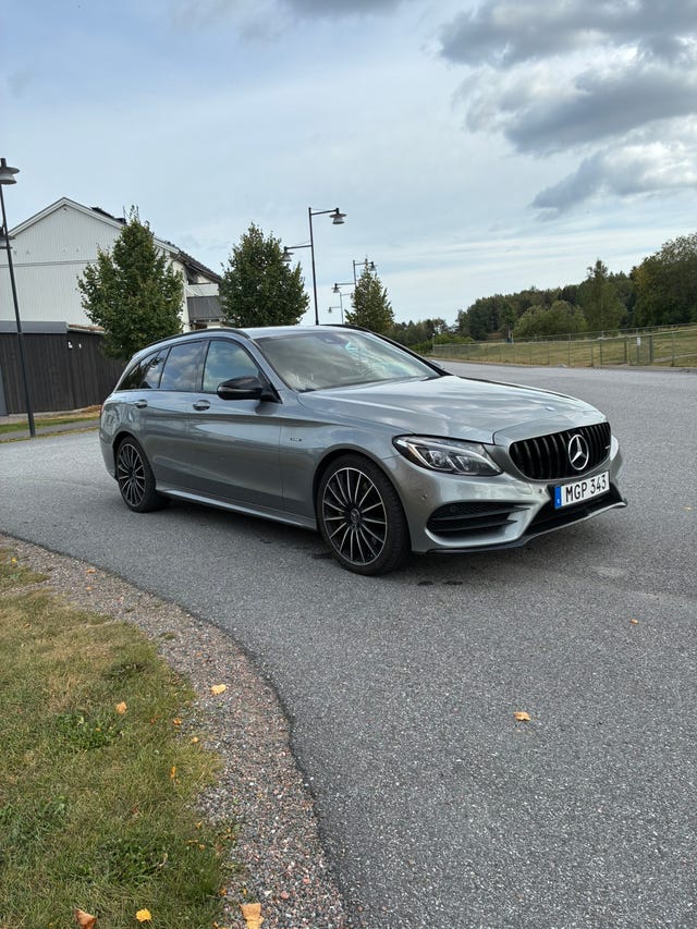 Mercedes-Benz C450 2016