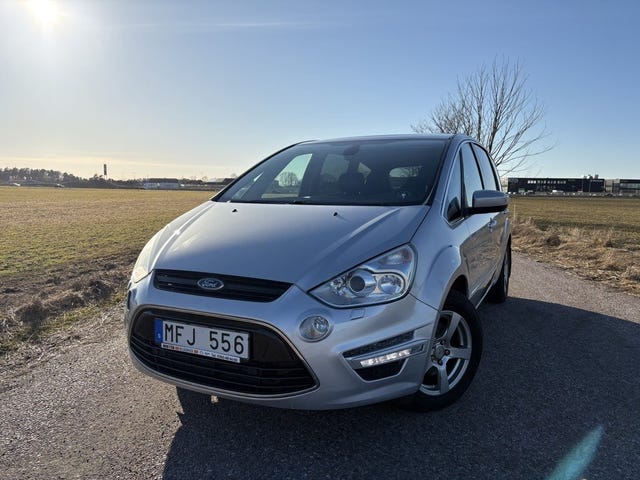 Ford S-MAX 2012