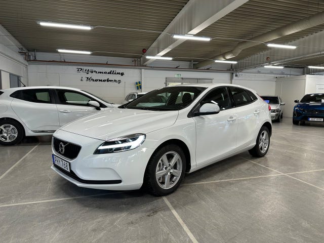 Volvo V40 2017