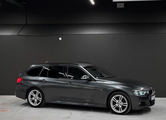 BMW 320 2019