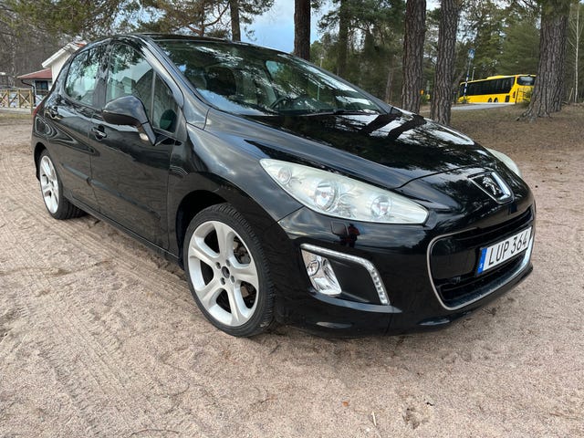 Peugeot 308 2011