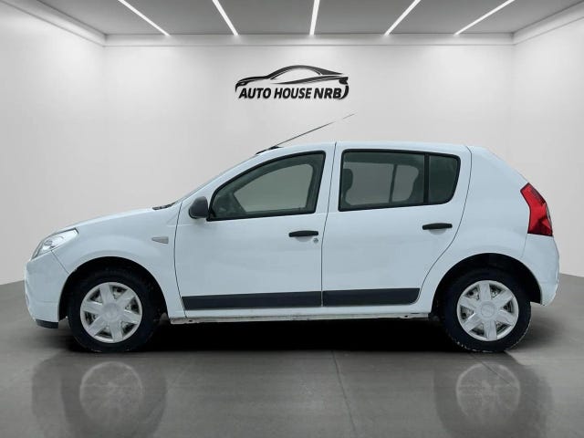 Dacia Sandero 2011