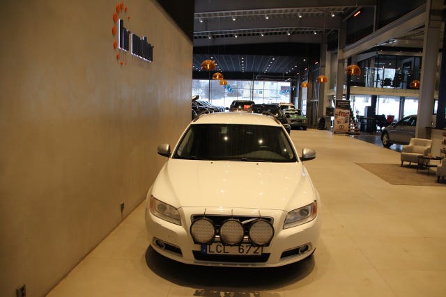 Volvo V70 2011 – bild 2