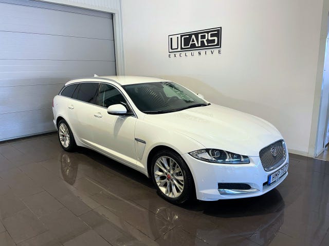 Jaguar XF 2015