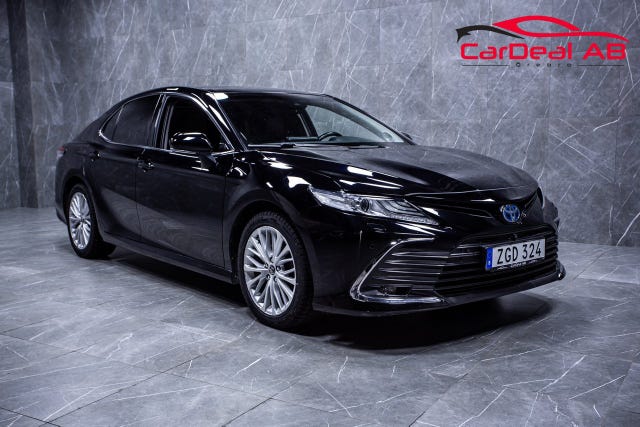 Toyota Camry 2021