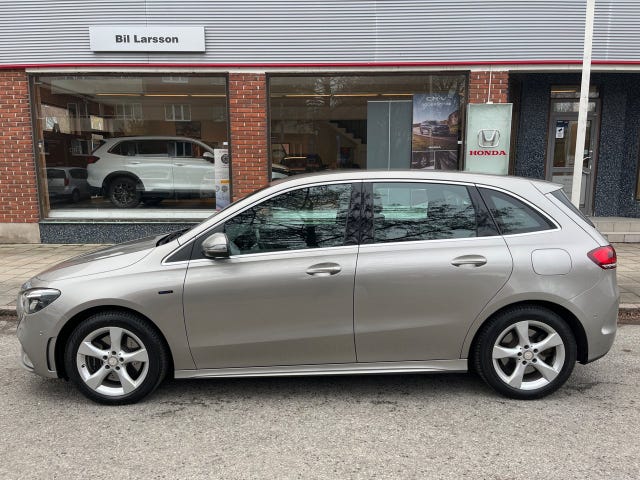 Mercedes-Benz B250 e 2021