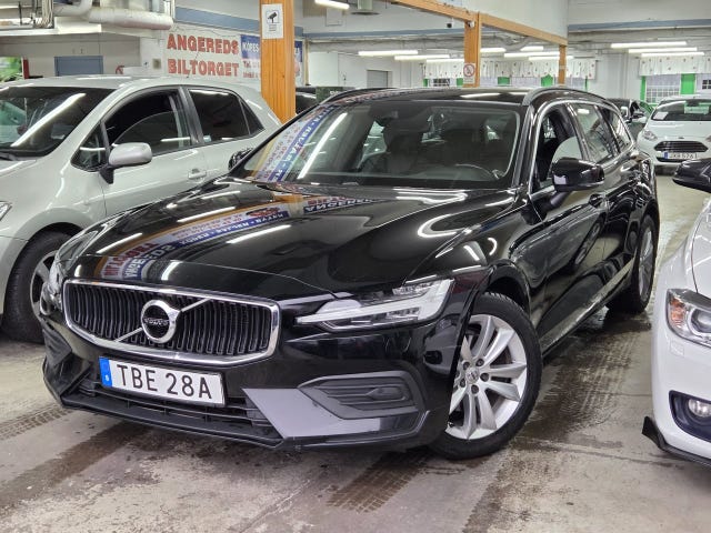 Volvo V60 2022