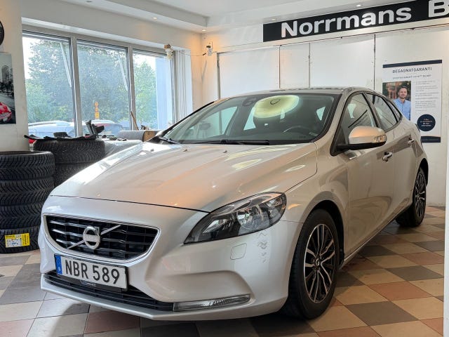 Volvo V40 2013