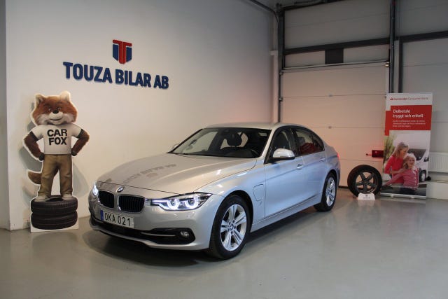 BMW 330e 2017