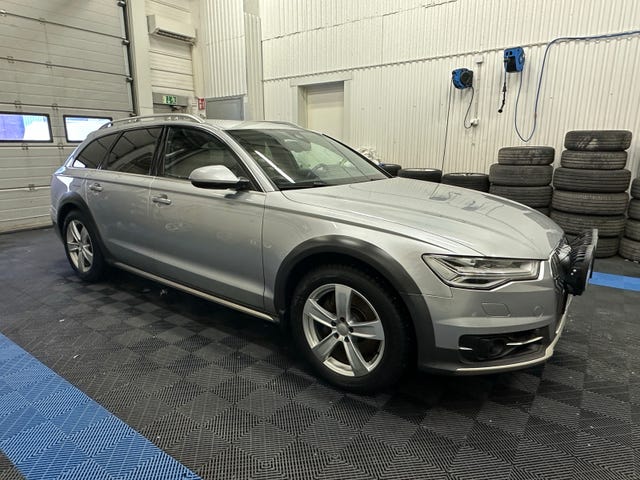 Audi A6 allroad 2015