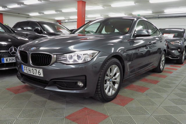 BMW 320 2016