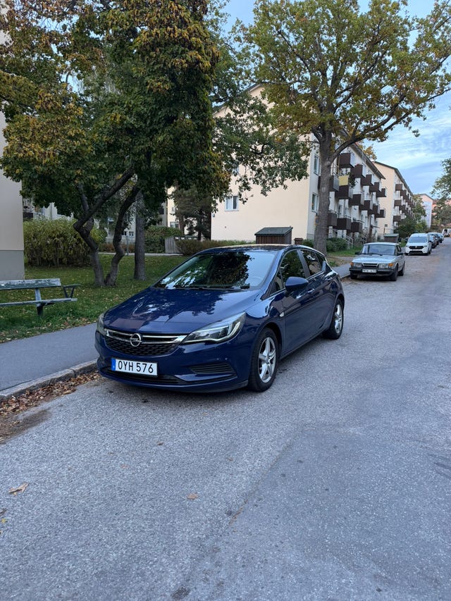 Opel Astra 2016