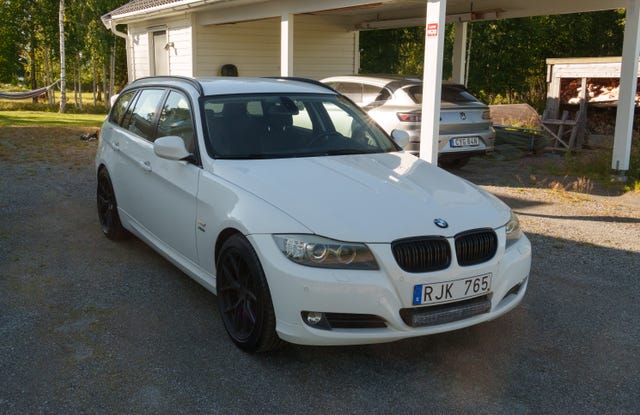 BMW 320d 2011