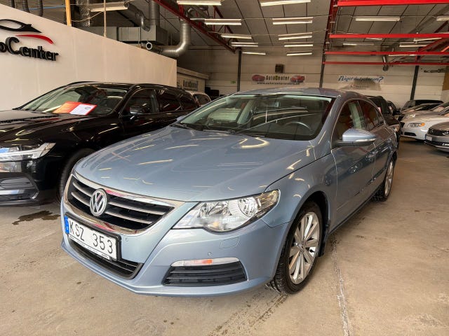 Volkswagen Passat CC 2011