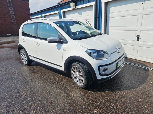 Volkswagen Up! Cross 2014