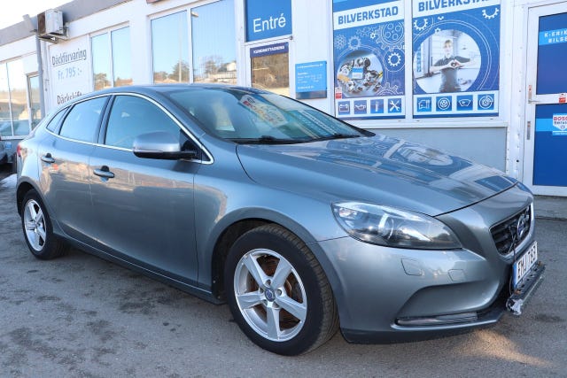 Volvo V40 2015