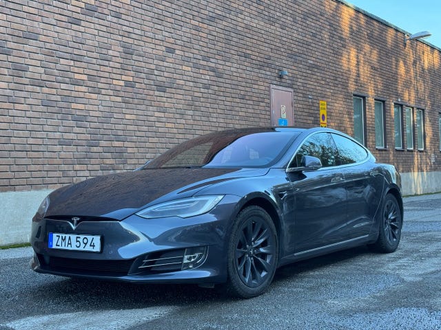 Tesla Model S 2018