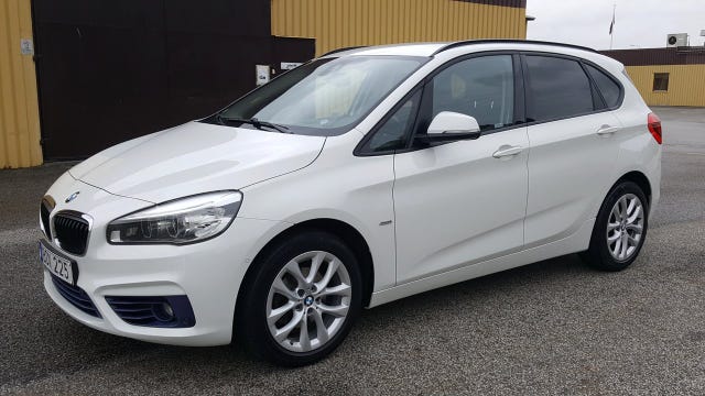 BMW 218d 2017