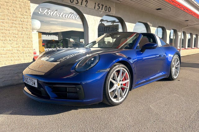 Porsche 911 Targa 4 GTS 2023