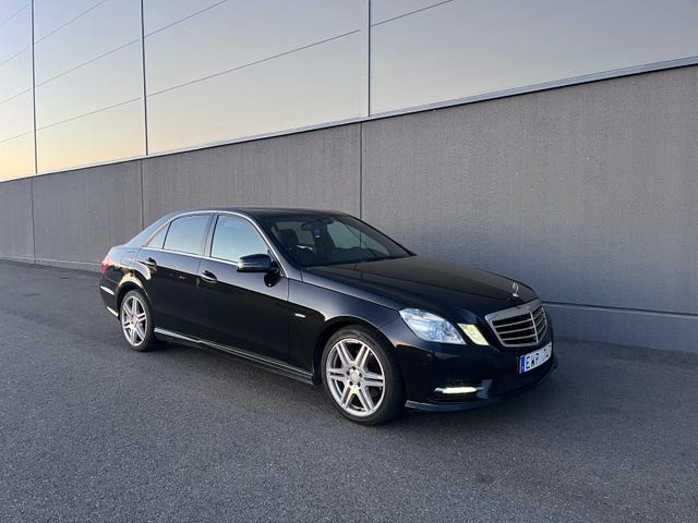 Mercedes-Benz E220 2012