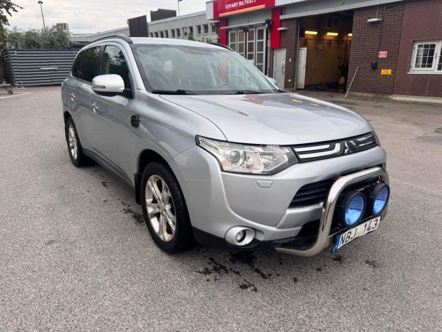 Mitsubishi Outlander 2013