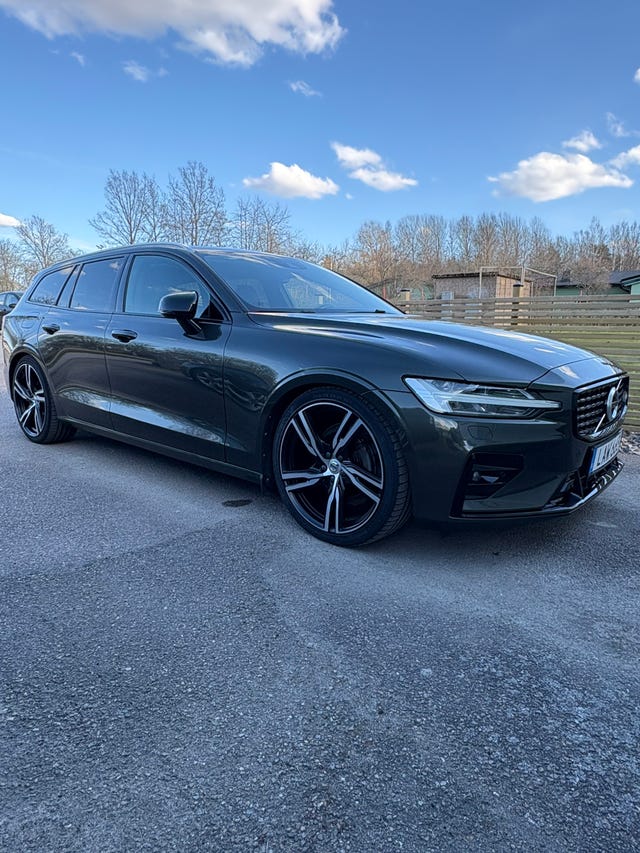 Volvo V60 2019