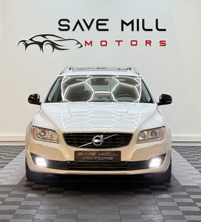 Volvo V70 2015