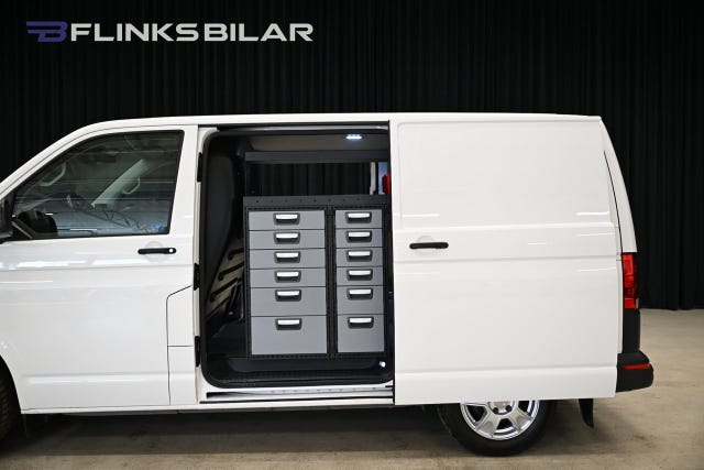 Volkswagen Transporter 2021 – bild 2