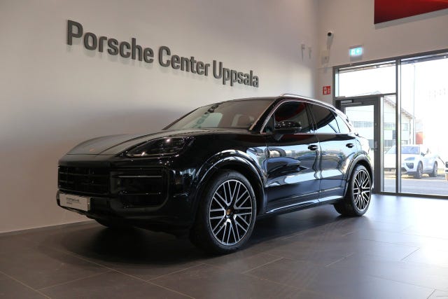 Porsche Cayenne 2025