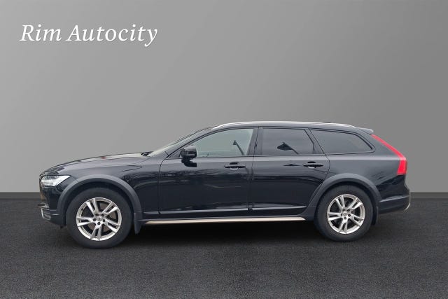 Volvo V90 Cross Country 2018 – bild 3