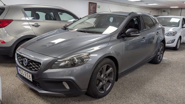 Volvo V40 Cross Country 2015
